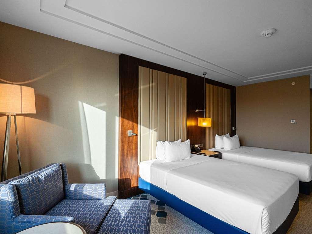 Moevenpick Hotel Tashkent Quarto foto