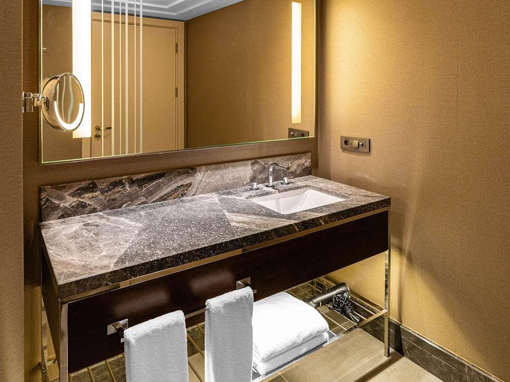 Moevenpick Hotel Tashkent Quarto foto